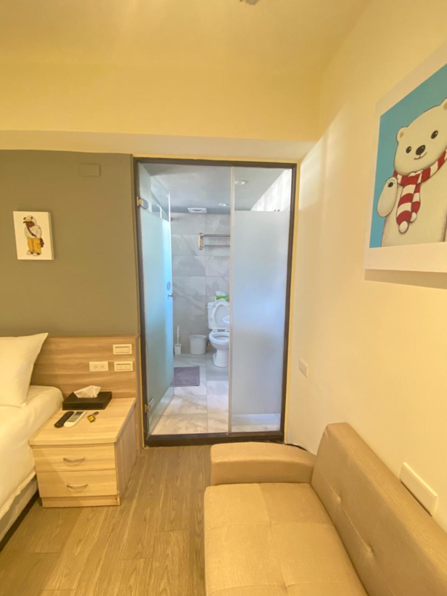 逢甲 Toy Room Тайджун Екстериор снимка